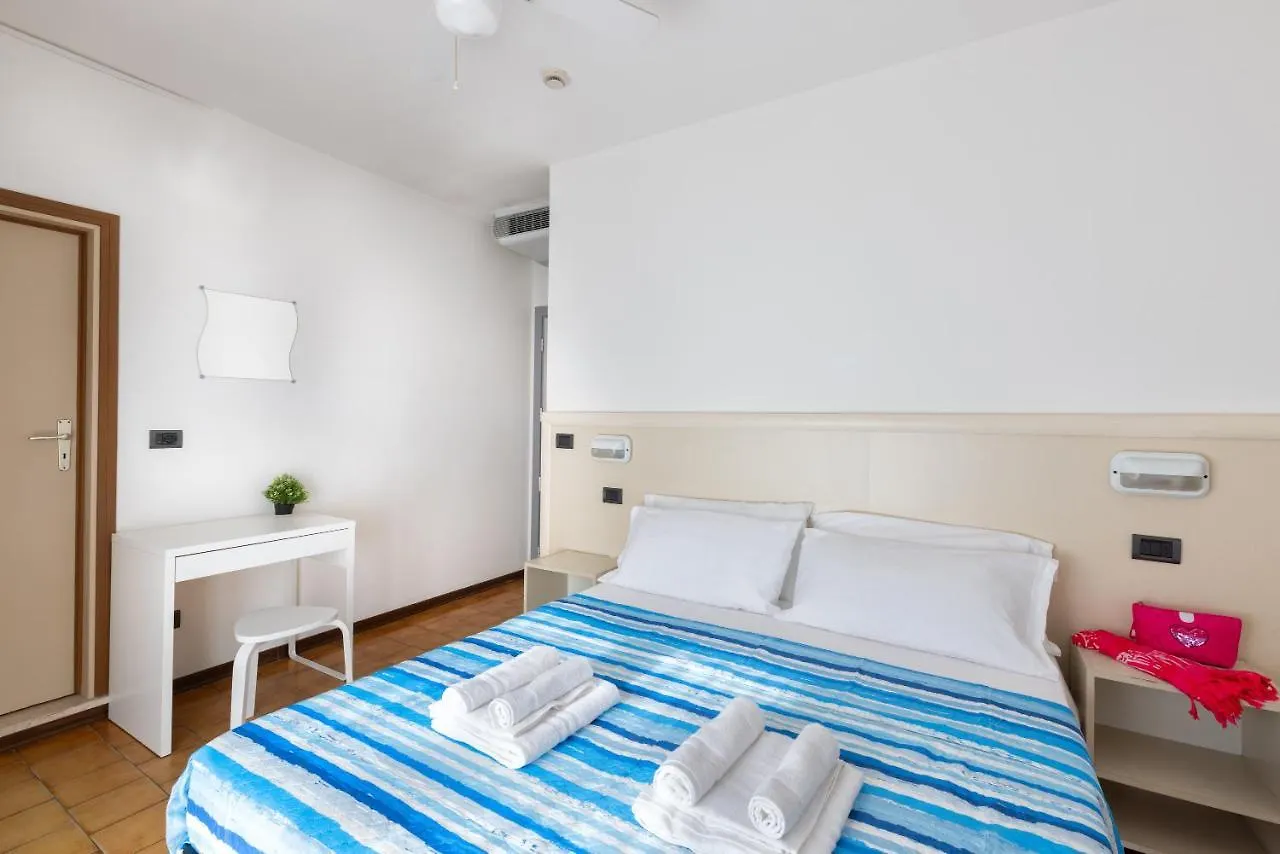 Hotel Mignon Riccione Fronte Mare