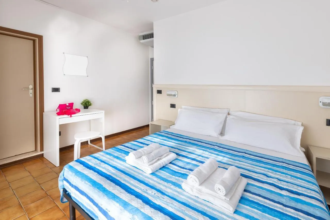 Hotel Mignon Riccione Fronte Mare