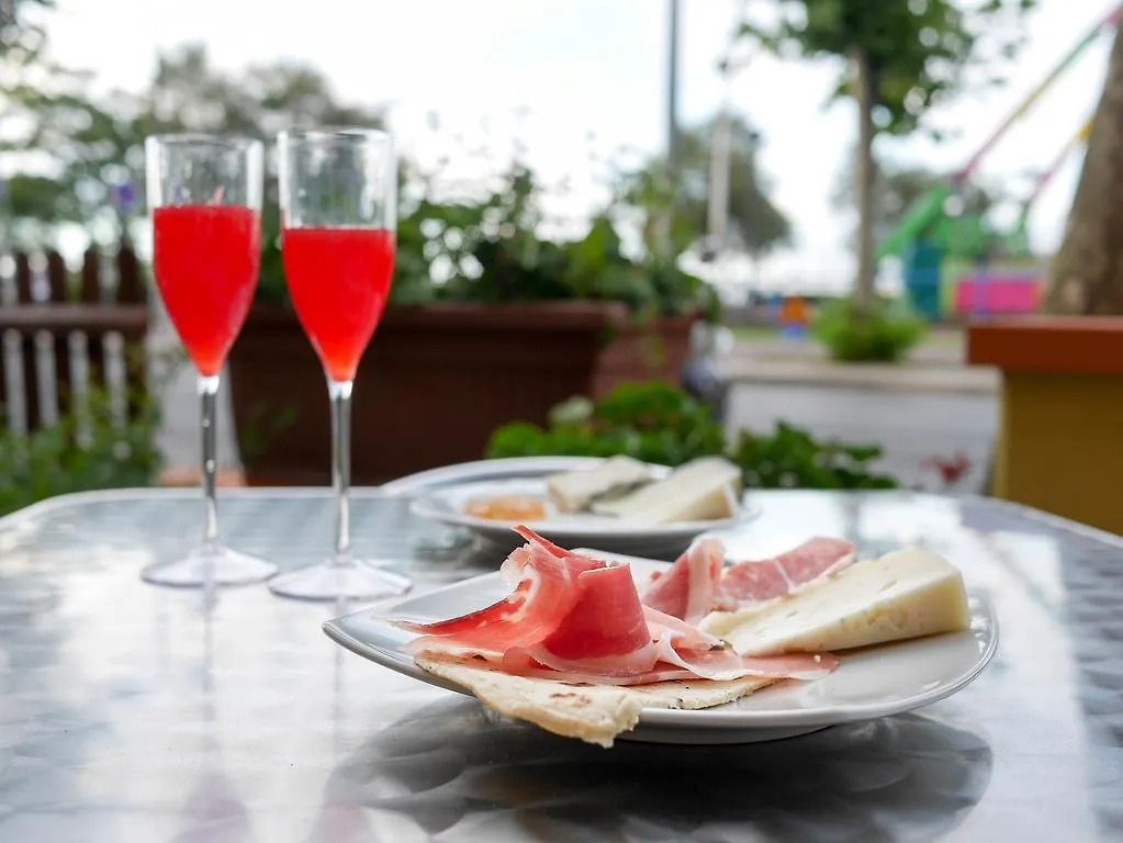 Hotel Mignon Riccione Fronte Mare 이탈리아